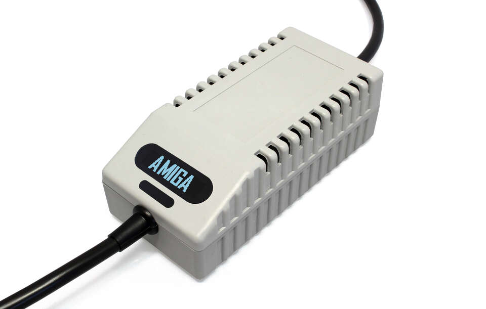 Amiga CD32 Power Supply with OLED Screen (EU plug)