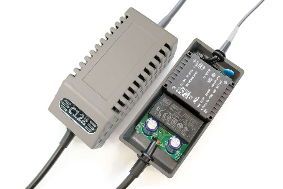 Commodore 128-strømforsyning