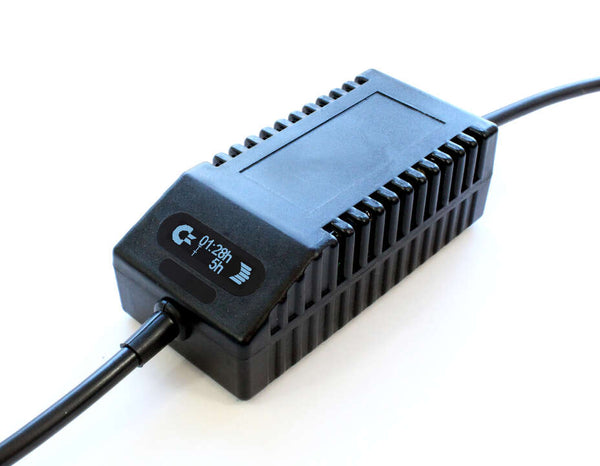 Commodore Plus/4 Power Supply with OLED Screen
