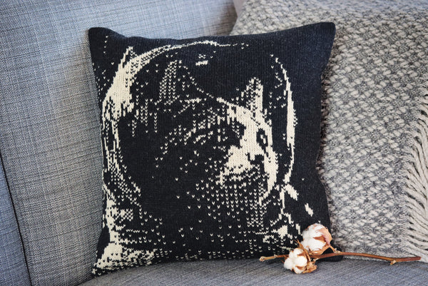 Astro Kitty Knitted Cushion Cover